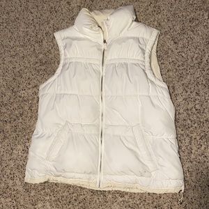 American Eagle Puffer Vest